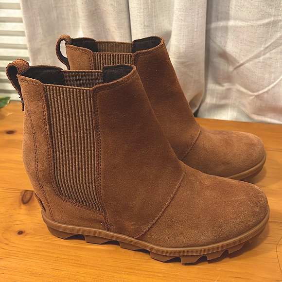 Sorel Shoes - SOREL Joan of Arctic II Wedge Boot *EUC*